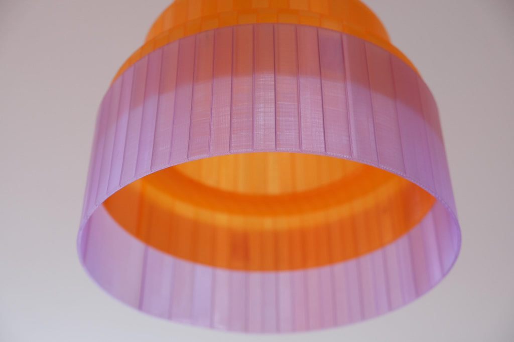Plafonnier design EchoGlow orange et violet, suspension imprimée en 3D